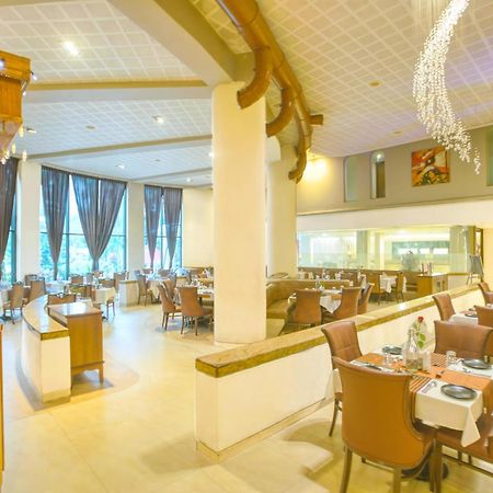 Neelam The Glitz Hotel Calangute Eksteriør billede