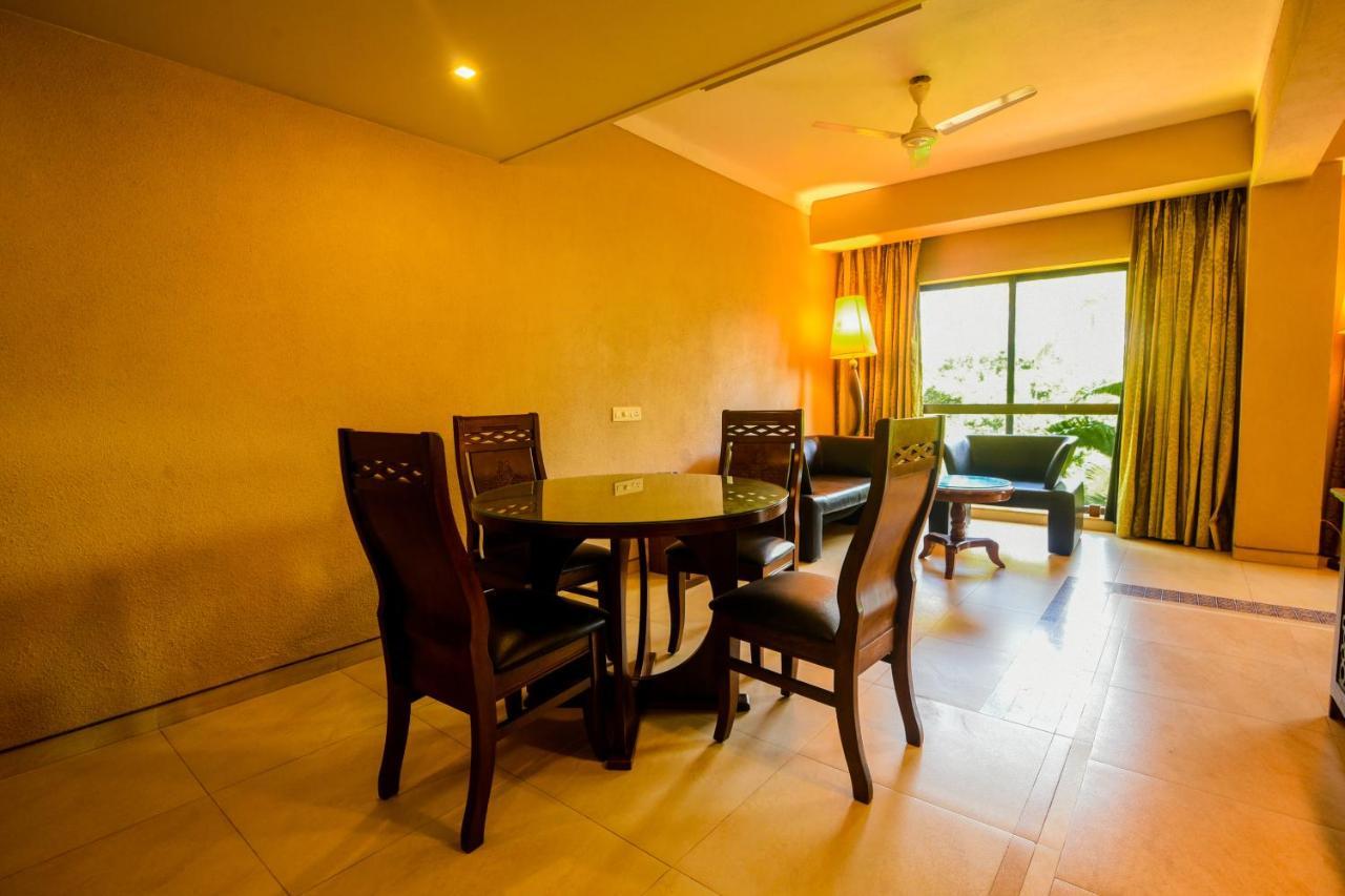 Neelam The Glitz Hotel Calangute Eksteriør billede